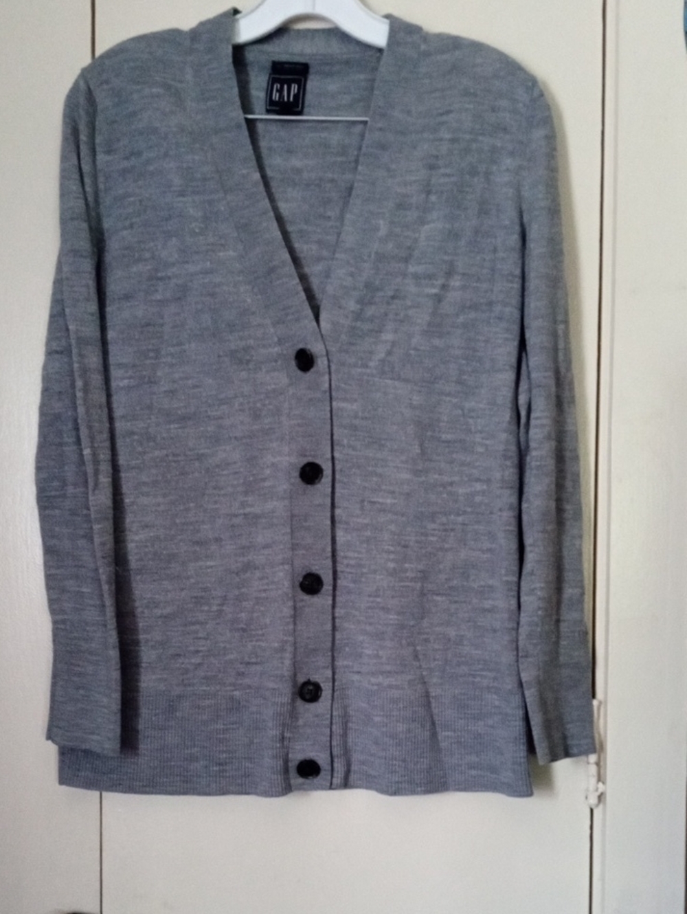 GAP Merino Wool Grey Three Button V-Neck Cardigan Medium Tall